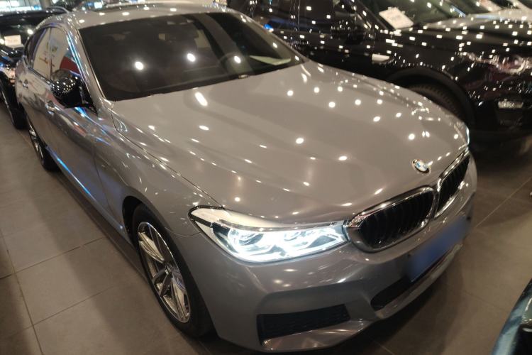 Used BMW 6 Series GT 2019 630i M Sport Package Front Right 45 Deg