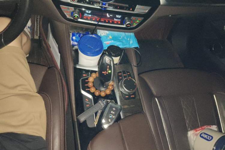Used BMW 6 Series GT 2019 630i M Sport Touring Edition Gear Lever