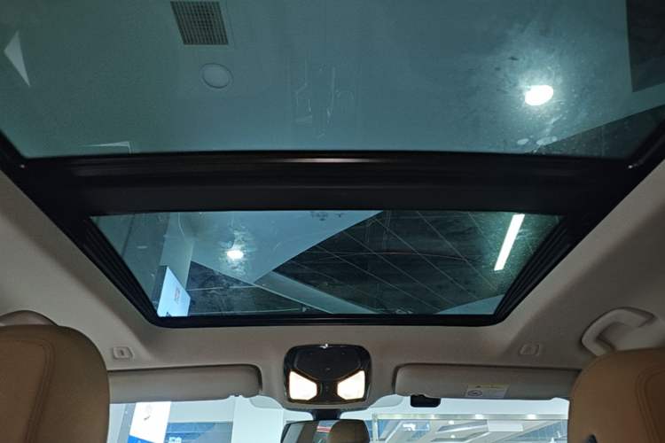 Used BMW 6 Series GT 2019 630i Luxury Design Package Headliner