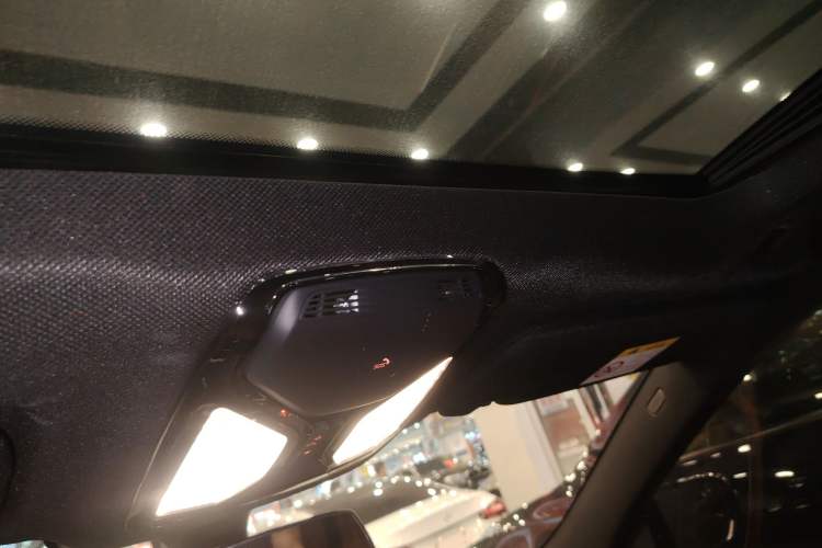Used BMW 6 Series GT 2019 630i M Sport Package Headliner