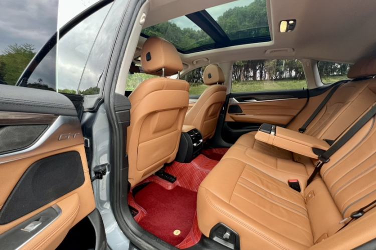 Used BMW 6 Series GT 2019 630i Luxury Design Package Interior 6