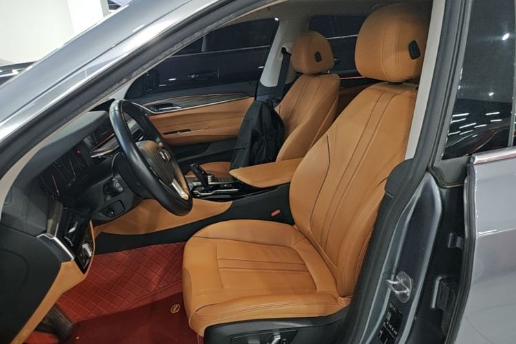 Used BMW 6 Series GT 2019 630i Luxury Design Package Left Front Seat