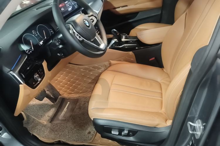 Used BMW 6 Series GT 2019 630i Luxury Design Package Left Front Seat