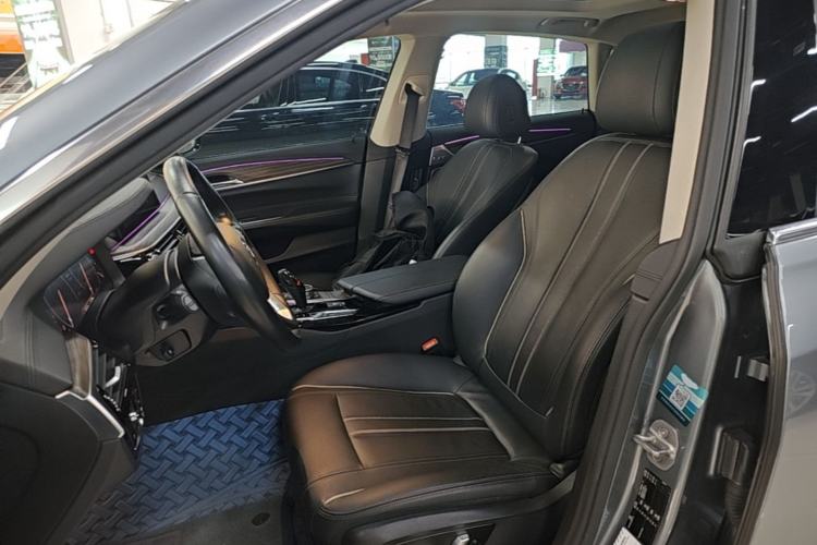 Used BMW 6 Series GT 2019 630i Luxury Design Package Left Front Seat