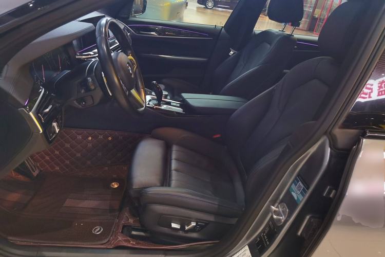Used BMW 6 Series GT 2019 630i M Sport Package Left Front Seat