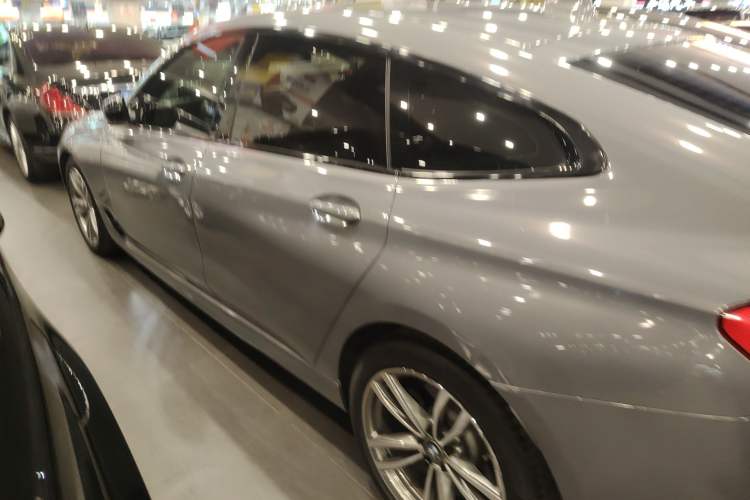 Used BMW 6 Series GT 2019 630i M Sport Package Left Side