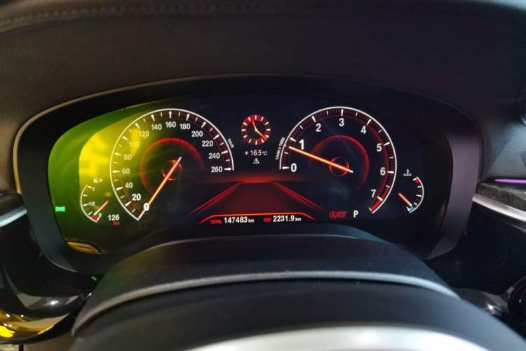 Used BMW 6 Series GT 2019 630i M Sport Package Odometer Close Up