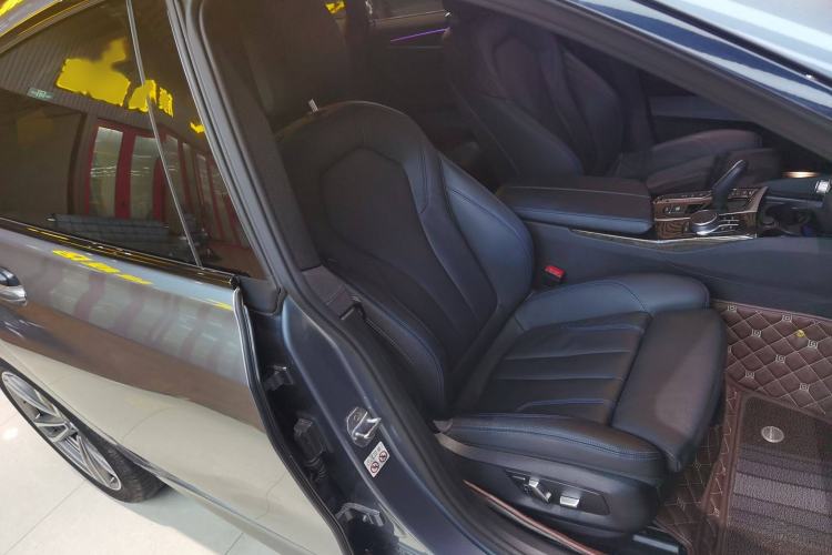 Used BMW 6 Series GT 2019 630i M Sport Package Right Front Seat