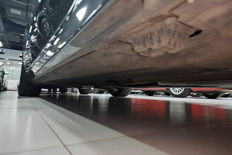 Used BMW 6 Series GT 2019 630i Luxury Design Package Right Side Sill