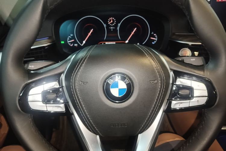 Used BMW 6 Series GT 2019 630i Luxury Design Package Steering Wheel