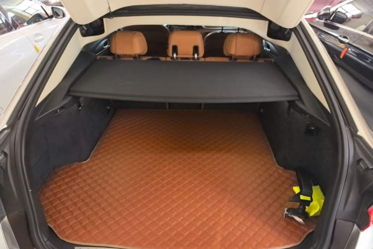 Used BMW 6 Series GT 2019 630i Luxury Design Package Trunk