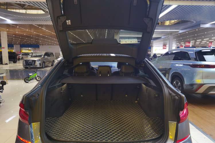 Used BMW 6 Series GT 2019 630i M Sport Package Trunk