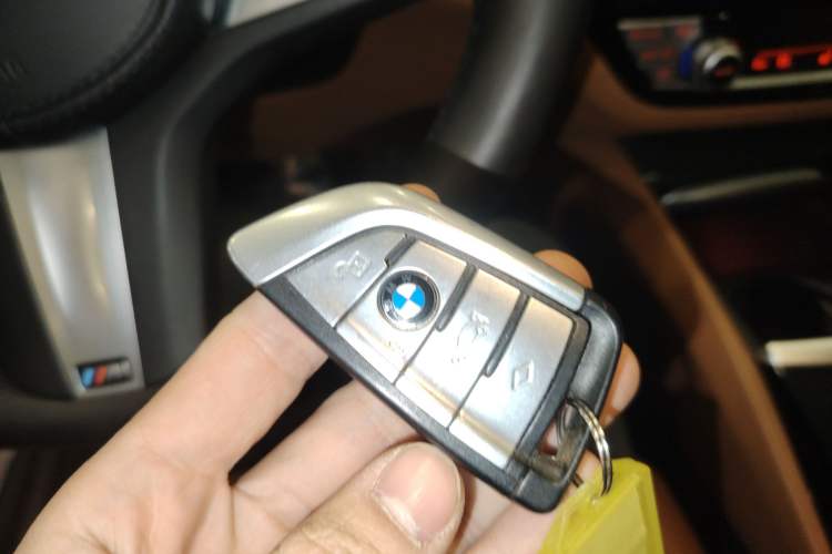 Used BMW 6 Series GT 2019 630i M Sport Package Vehicle Key
