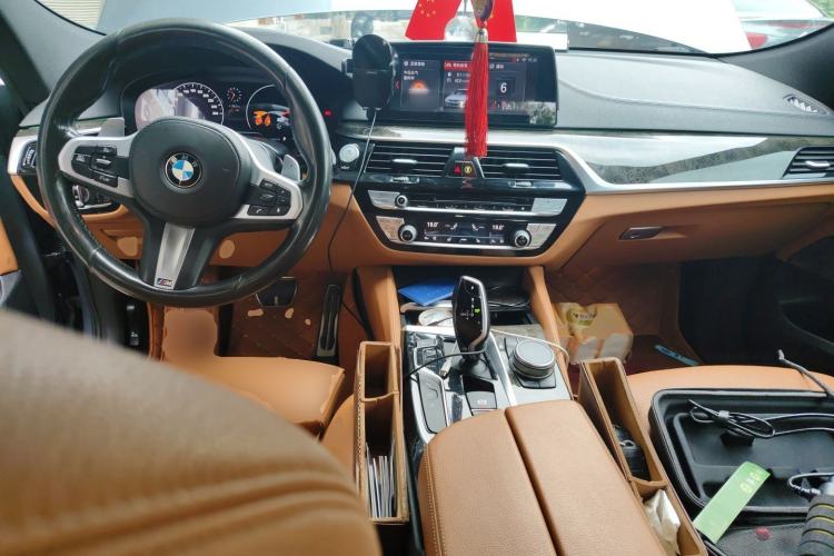 Used BMW 6 Series GT 2019 630i M Sport Package Center Console