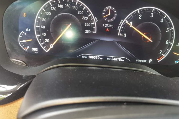 Used BMW 6 Series GT 2019 630i Luxury Design Package Odometer Close Up