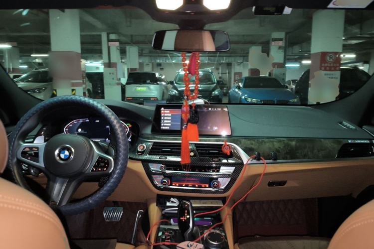 Used BMW 6 Series GT 2019 630i M Sport Package Center Console