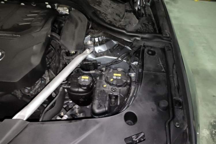 Used BMW 6 Series GT 2019 630i M Sport Package Engine Bay Left