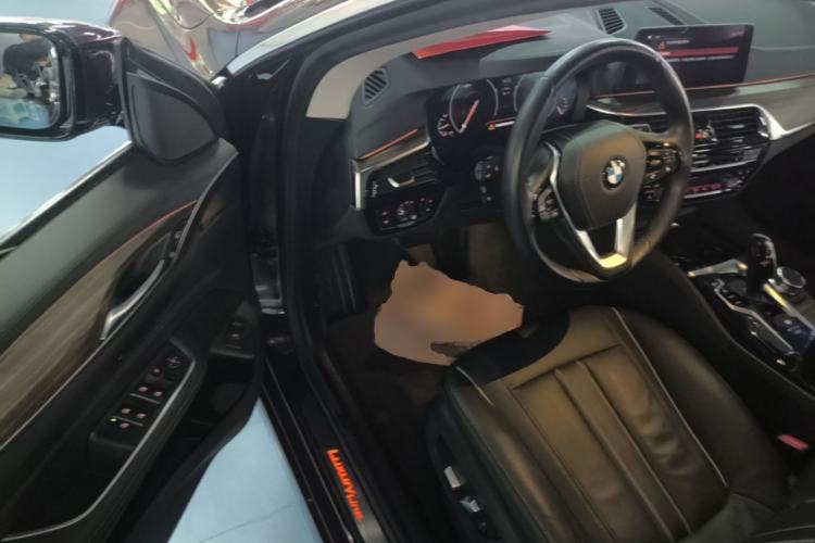 Used BMW 6 Series GT 2019 630i Luxury Design Package Driver Seat