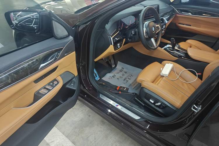 Used BMW 6 Series GT 2019 630i M Sport Package Driver Seat