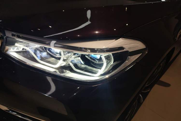Used BMW 6 Series GT 2019 630i Luxury Design Package Left Front Headlight
