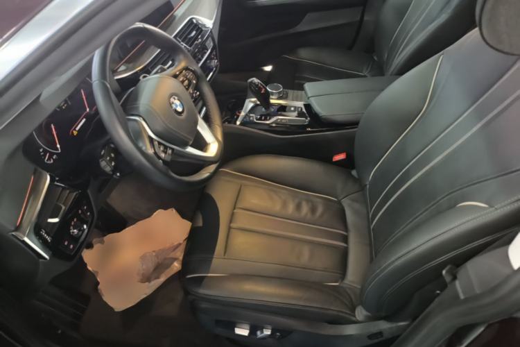 Used BMW 6 Series GT 2019 630i Luxury Design Package Left Front Seat