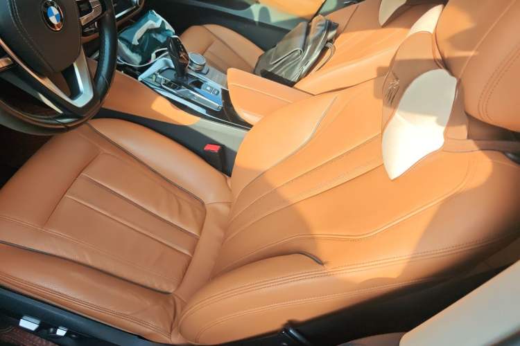Used BMW 6 Series GT 2019 630i Luxury Design Package Left Front Seat