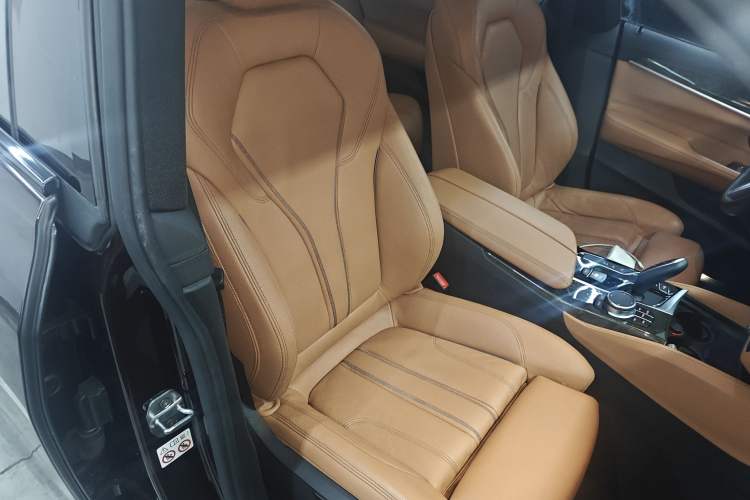 Used BMW 6 Series GT 2019 630i M Sport Package Right Front Seat