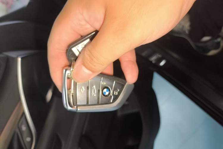 Used BMW 6 Series GT 2019 630i Luxury Design Package Vehicle Key