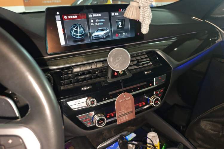 Used BMW 6 Series GT 2019 630i M Sport Package Audio And AC Panel