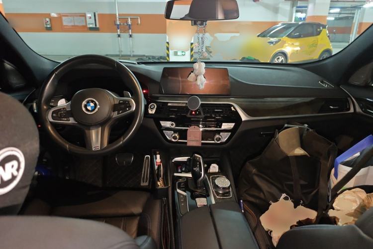 Used BMW 6 Series GT 2019 630i M Sport Package Center Console