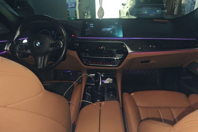 Used BMW 6 Series GT 2019 630i M Sport Package Center Console