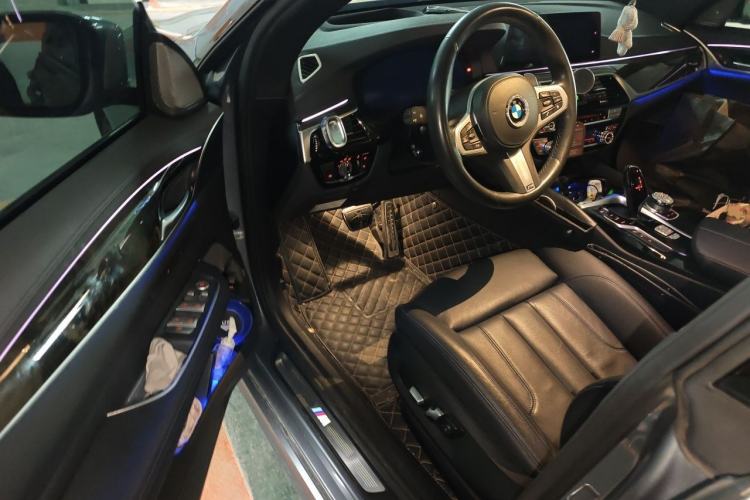Used BMW 6 Series GT 2019 630i M Sport Package Driver Seat