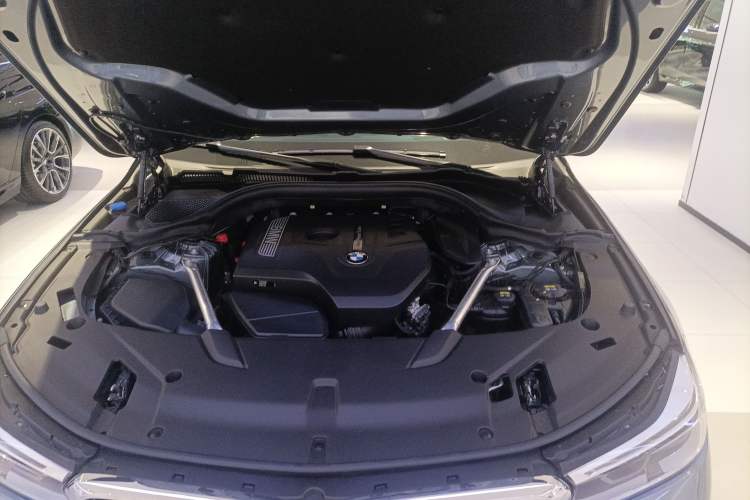 Used BMW 6 Series GT 2019 630i M Sport Touring Edition Engine Bay