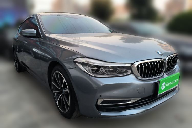 Used BMW 6 Series GT 2019 630i Luxury Design Package Front Right 45 Deg