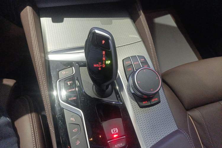 Used BMW 6 Series GT 2019 630i M Sport Touring Edition Gear Lever