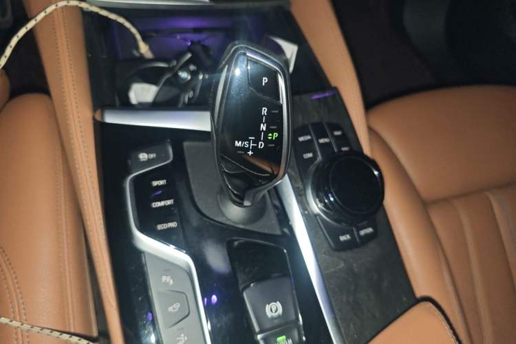 Used BMW 6 Series GT 2019 630i M Sport Package Gear Lever