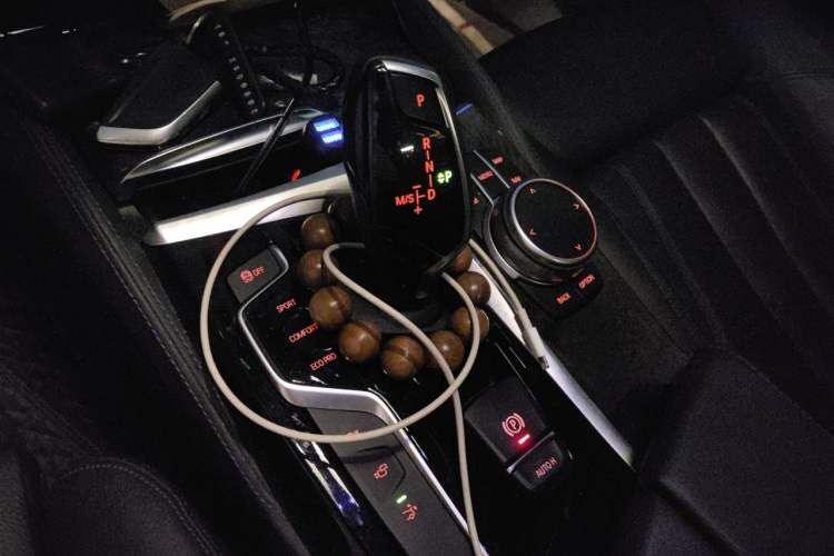 Used BMW 6 Series GT 2019 630i M Sport Package Gear Lever