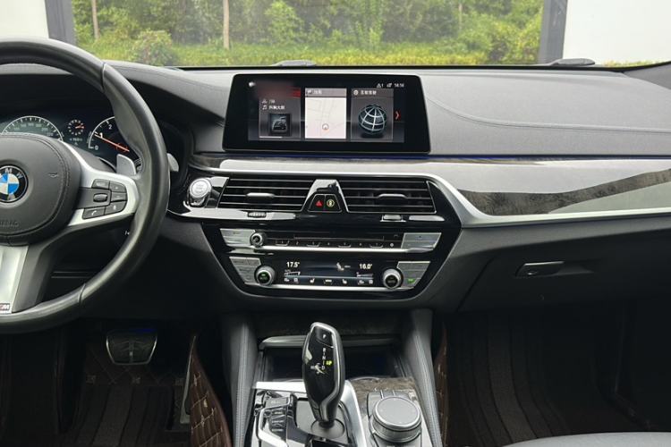 Used BMW 6 Series GT 2019 630i M Sport Package Interior 3