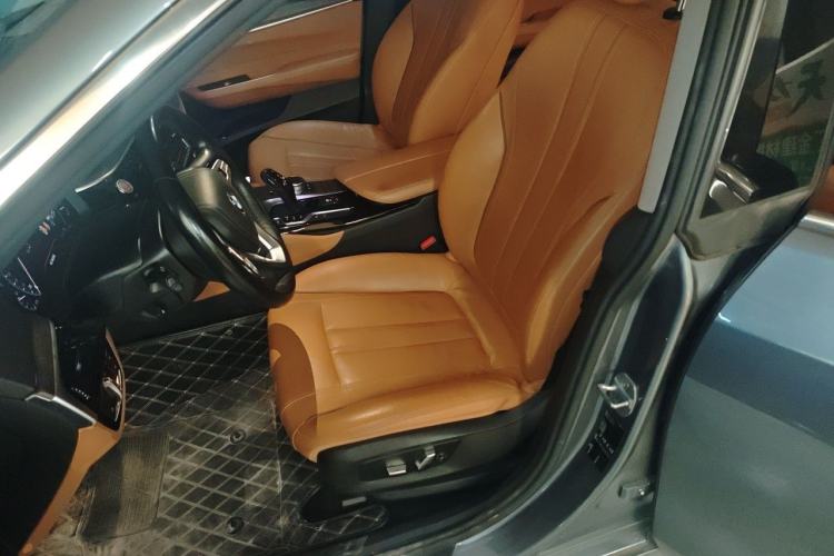 Used BMW 6 Series GT 2019 630i Luxury Design Package Left Front Seat