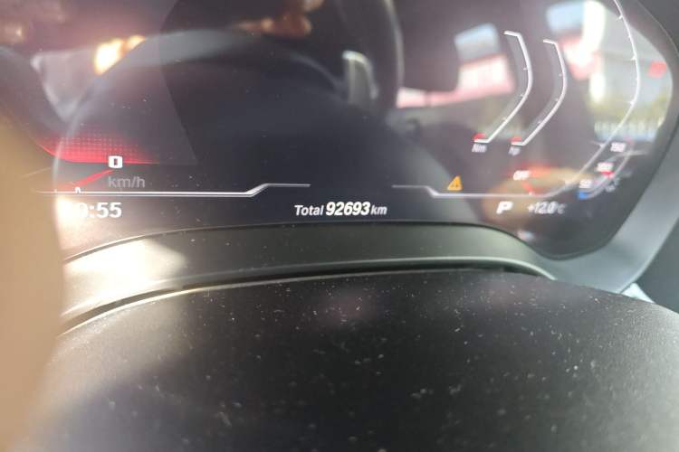 Used BMW 6 Series GT 2019 630i M Sport Package Odometer Close Up