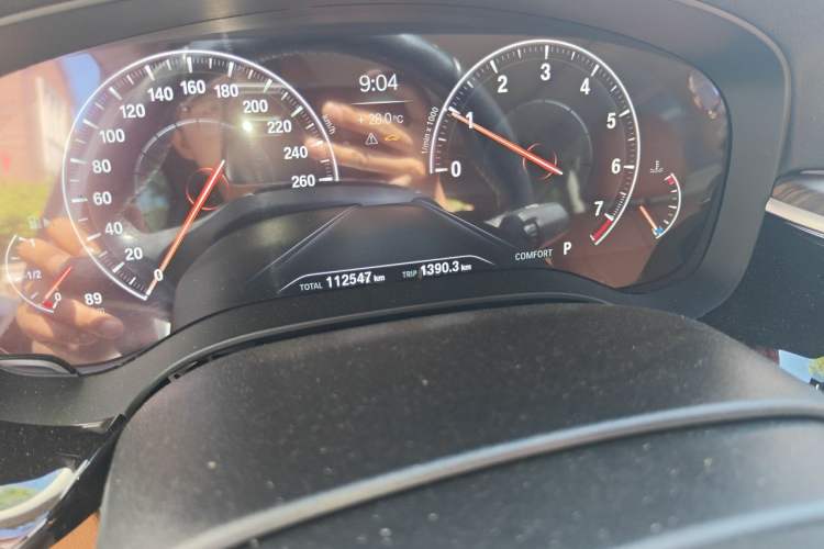 Used BMW 6 Series GT 2019 630i Luxury Design Package Odometer Close Up