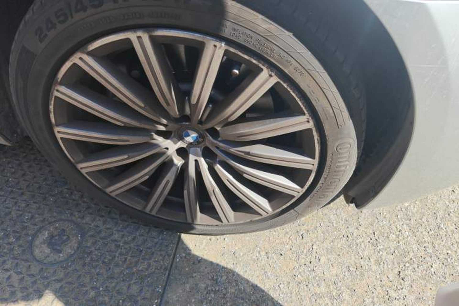 Used BMW 6 Series GT 2019 630i Luxury Design Package Right Front Wheel Hub