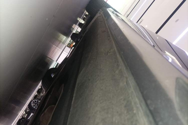 Used BMW 6 Series GT 2019 630i M Sport Touring Edition Right Side Sill