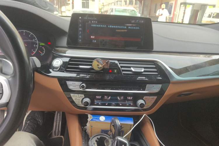 Used BMW 6 Series GT 2019 630i M Sport Package Audio And AC Panel