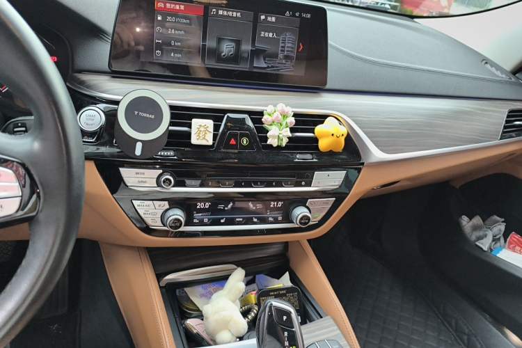 Used BMW 6 Series GT 2019 630i Luxury Design Package Audio And AC Panel