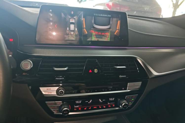 Used BMW 6 Series GT 2019 630i M Sport Touring Edition Audio And AC Panel