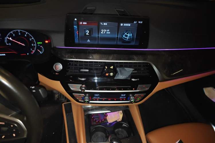 Used BMW 6 Series GT 2019 630i M Sport Package Audio And AC Panel