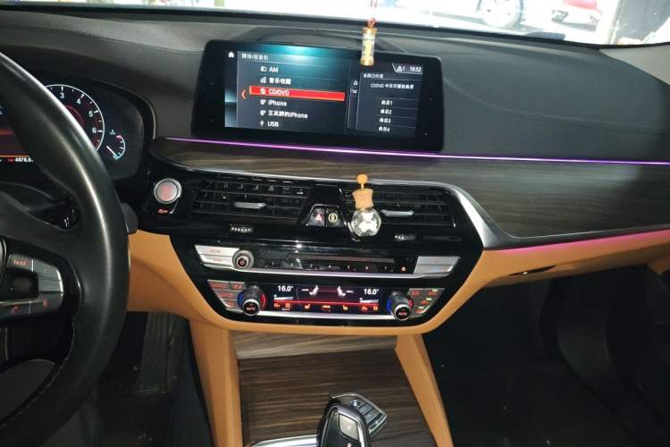Used BMW 6 Series GT 2019 630i Luxury Design Package Audio And AC Panel