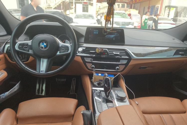 Used BMW 6 Series GT 2019 630i M Sport Package Center Console