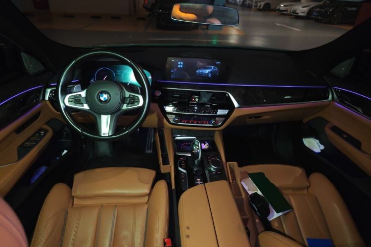 Used BMW 6 Series GT 2019 630i M Sport Package Center Console